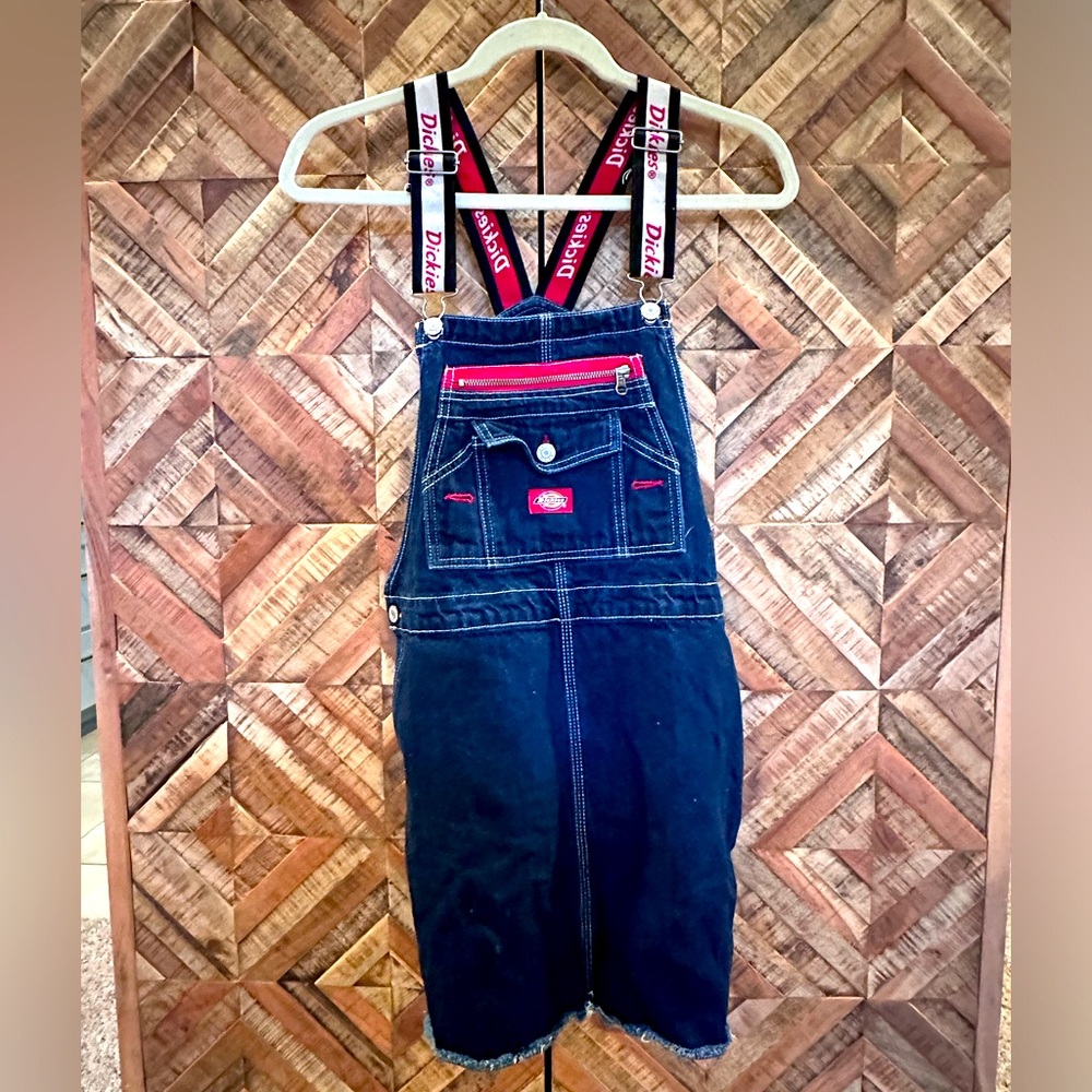Trendy Dickies brand denim mini jumper. Womens size Medium, dark wash.